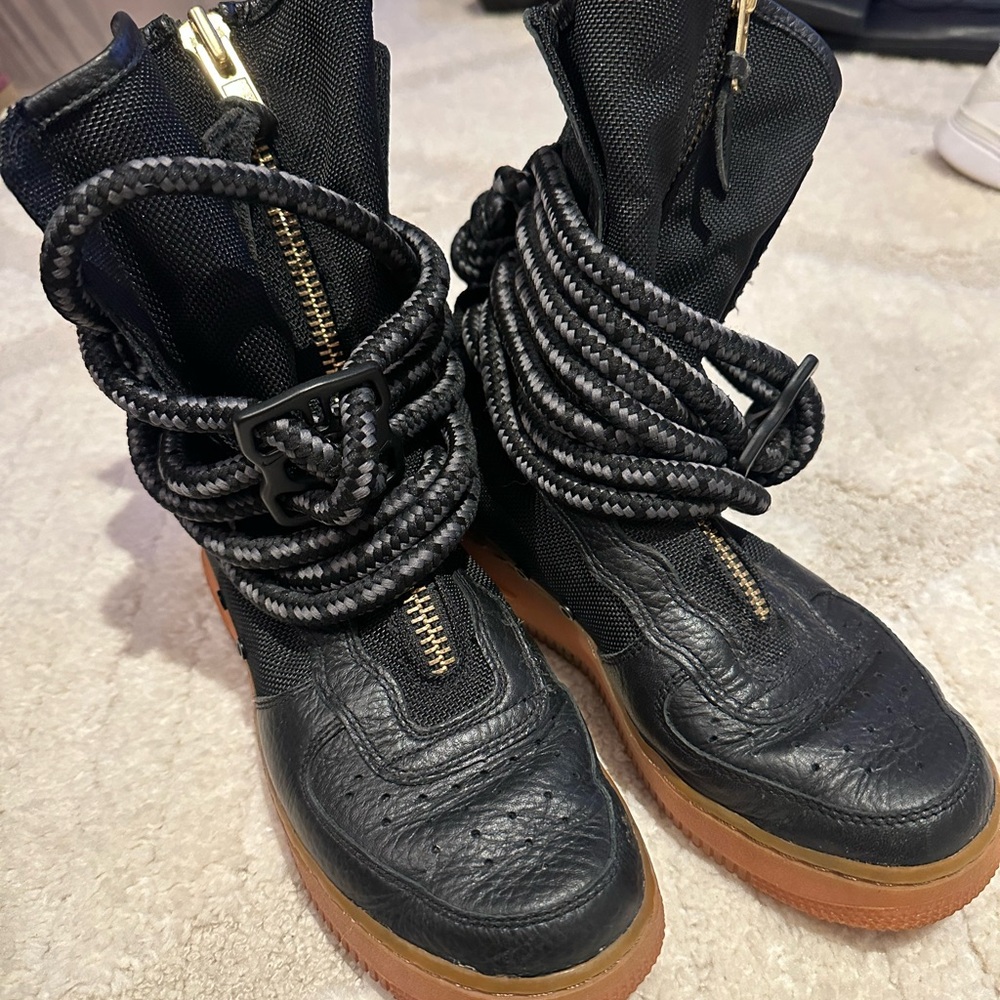 Nike SF AF1 Air Force1 Special Field Hi